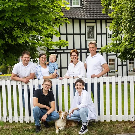 Hof Koehne - Haus Am Berg 4er Prázdninový dům *